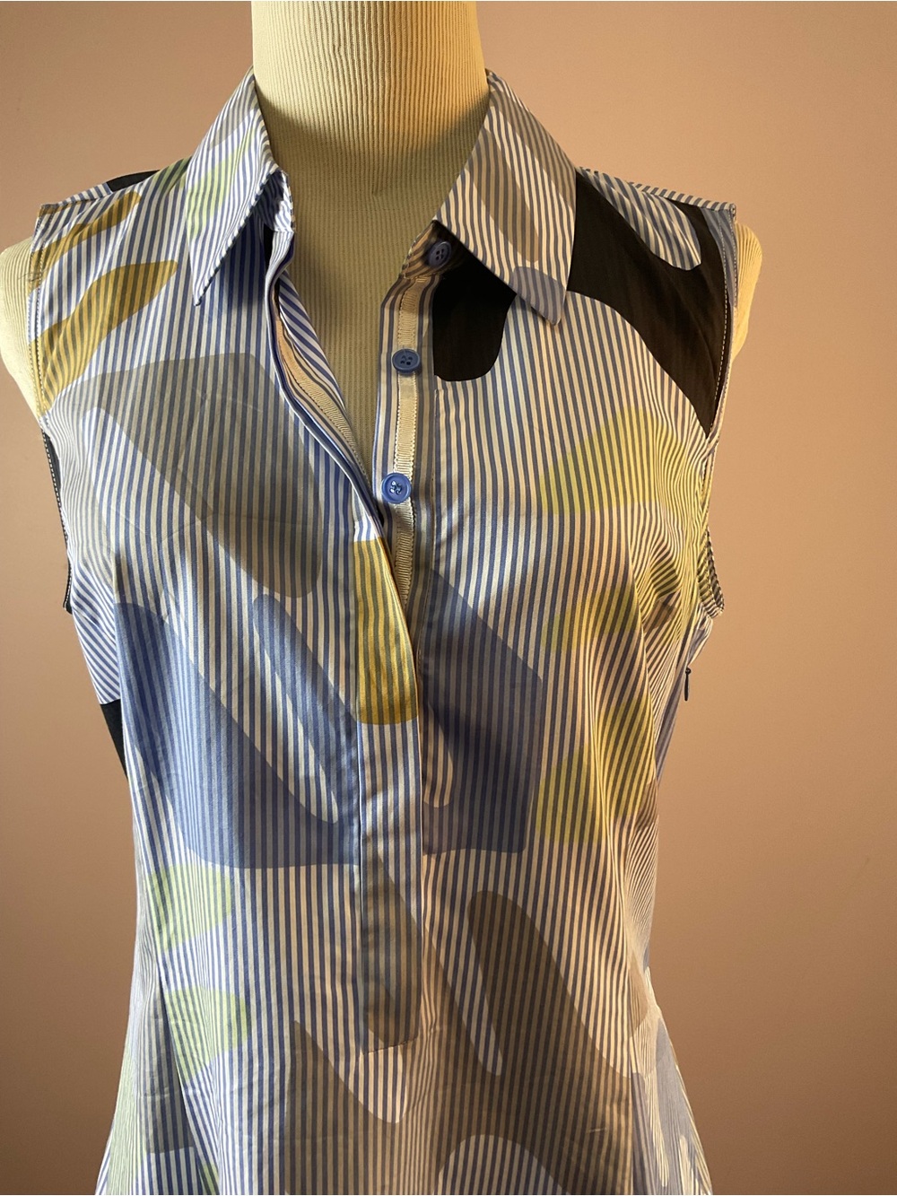 Sleeveless Abstract Print Midi Dress in Yellow & Gray